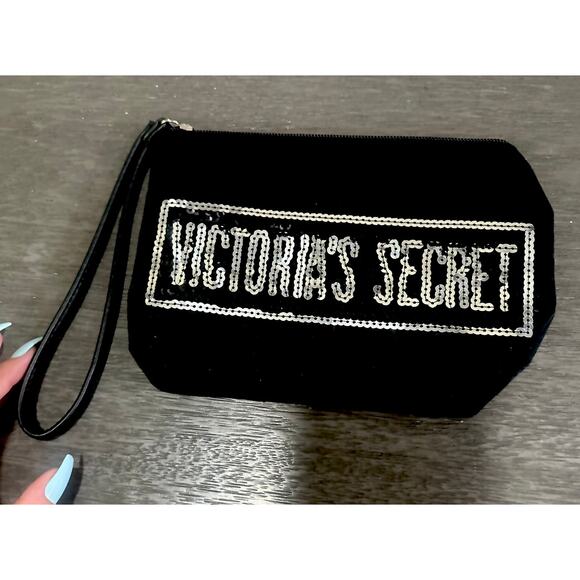 Victoria Secret Black Sequin Clutch Wrislet - Picture 3 of 4